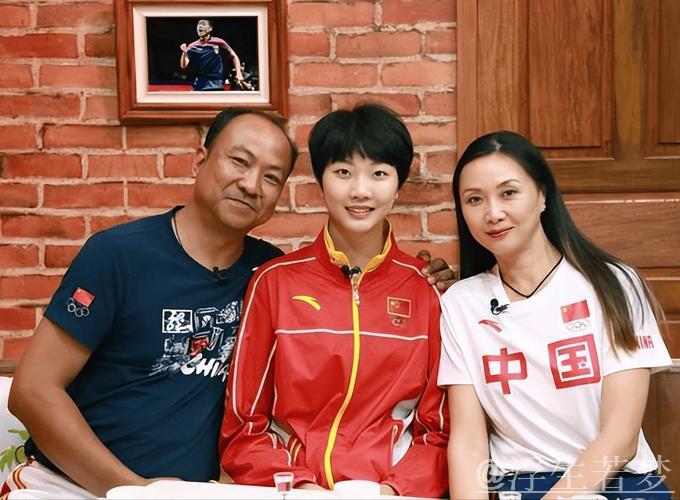 袁心玥晒照和家人享受生活！因病缺席2项赛事，明年重返国家队？